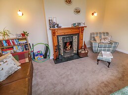 Betty's Farm Cottage