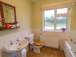 Betty's Farm Cottage