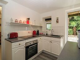 The Coach House Apartment