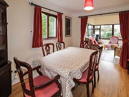 Tudor Lodge