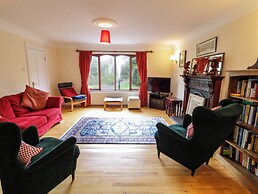 Tudor Lodge