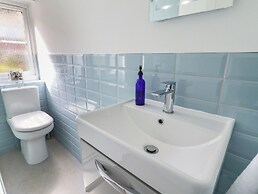 8 Biddlecombe Orchard