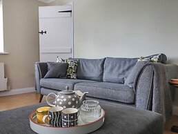 8 Biddlecombe Orchard