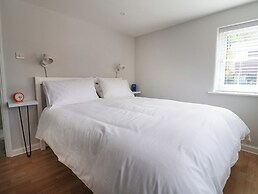 8 Biddlecombe Orchard