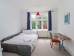 56 Riverdale Road