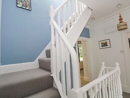 56 Riverdale Road