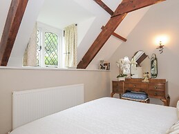 The Old Manor Apartment