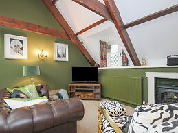 The Old Manor Apartment