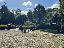 The Old Manor Apartment