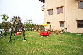 Devsha Jungle Resort