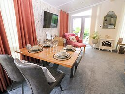 Plot 32