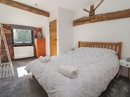 Lake View Barn