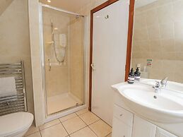 Lodge 2 - Inglewood Lodge