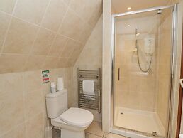 Lodge 2 - Inglewood Lodge