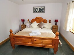 Canal Cottage