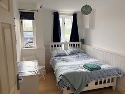 Lighthouse Cottage