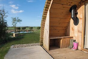 Glamping Pod 5 Shelter