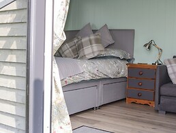 Cwtch Winnie Shepherds Hut