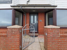 Flat 1, Sandridge Court