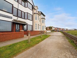 Flat 1, Sandridge Court