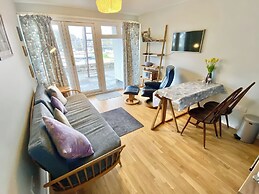 56C South Snowdon Wharf