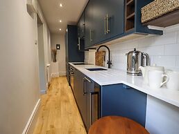 Grosvenor Abode