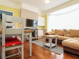 Flat 1 Niles Place
