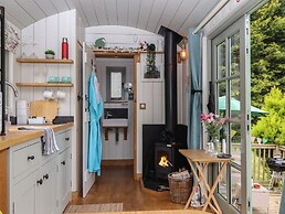 Burr 1 Shepherds Hut