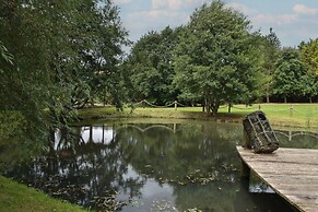 Burr 1 Shepherds Hut