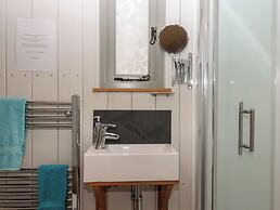 Burr 1 Shepherds Hut