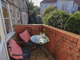 4 Lymbrook Cottages