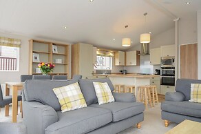 Lodge 71 at Riviera Bay Coastal Retreat