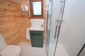 Glamping Pod 2 Presence