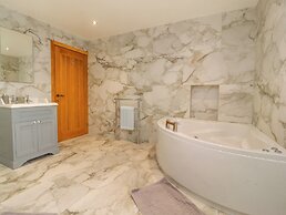 Meadow Top Farm Barn