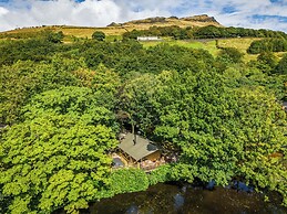 Dovestone Pod 19