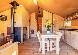 The Kingfisher Safari Tent