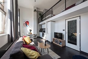 Apartments near metro Křižíkova