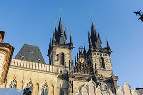 Apartments near metro Křižíkova