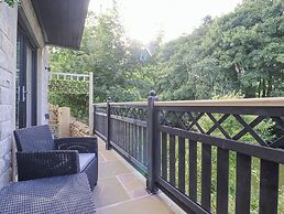 Waters Edge Lock View