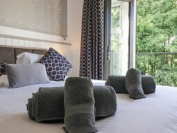 Waters Edge Lock View