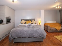 Spitfire Lodge