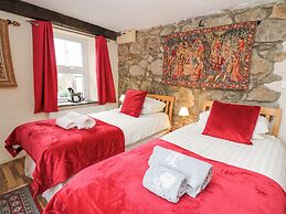 Upper Calffield Farmhouse