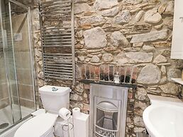 Upper Calffield Farmhouse