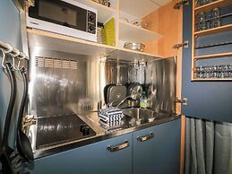 Broadstone Boathouse