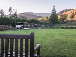 Yewdale View Apartment