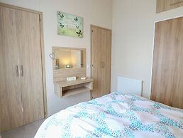 21 Norman Drive Lodge