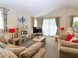 21 Norman Drive Lodge