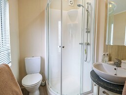 21 Norman Drive Lodge