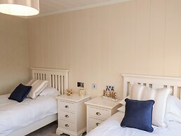 Cherry Blossom Lodge