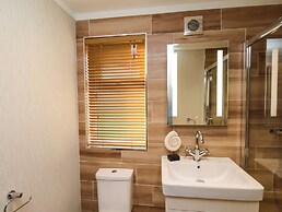 Cherry Blossom Lodge